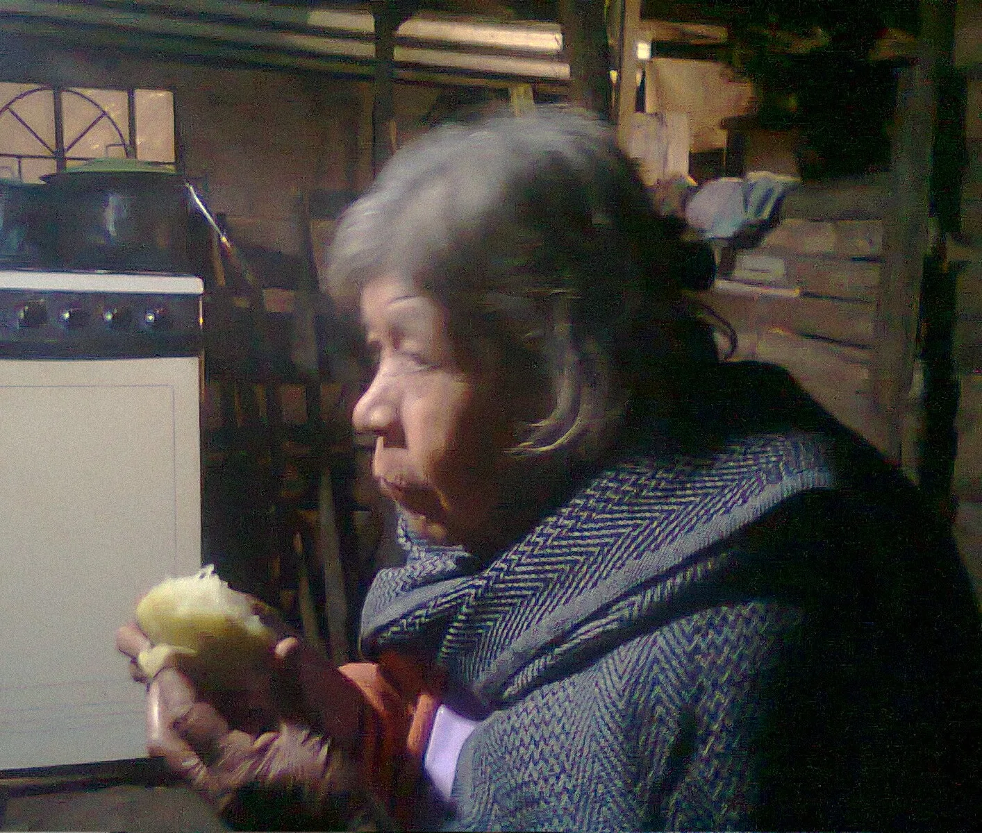 Cooked güisquil (chayote) halved — one of the key vegetables in sopa de gallina india