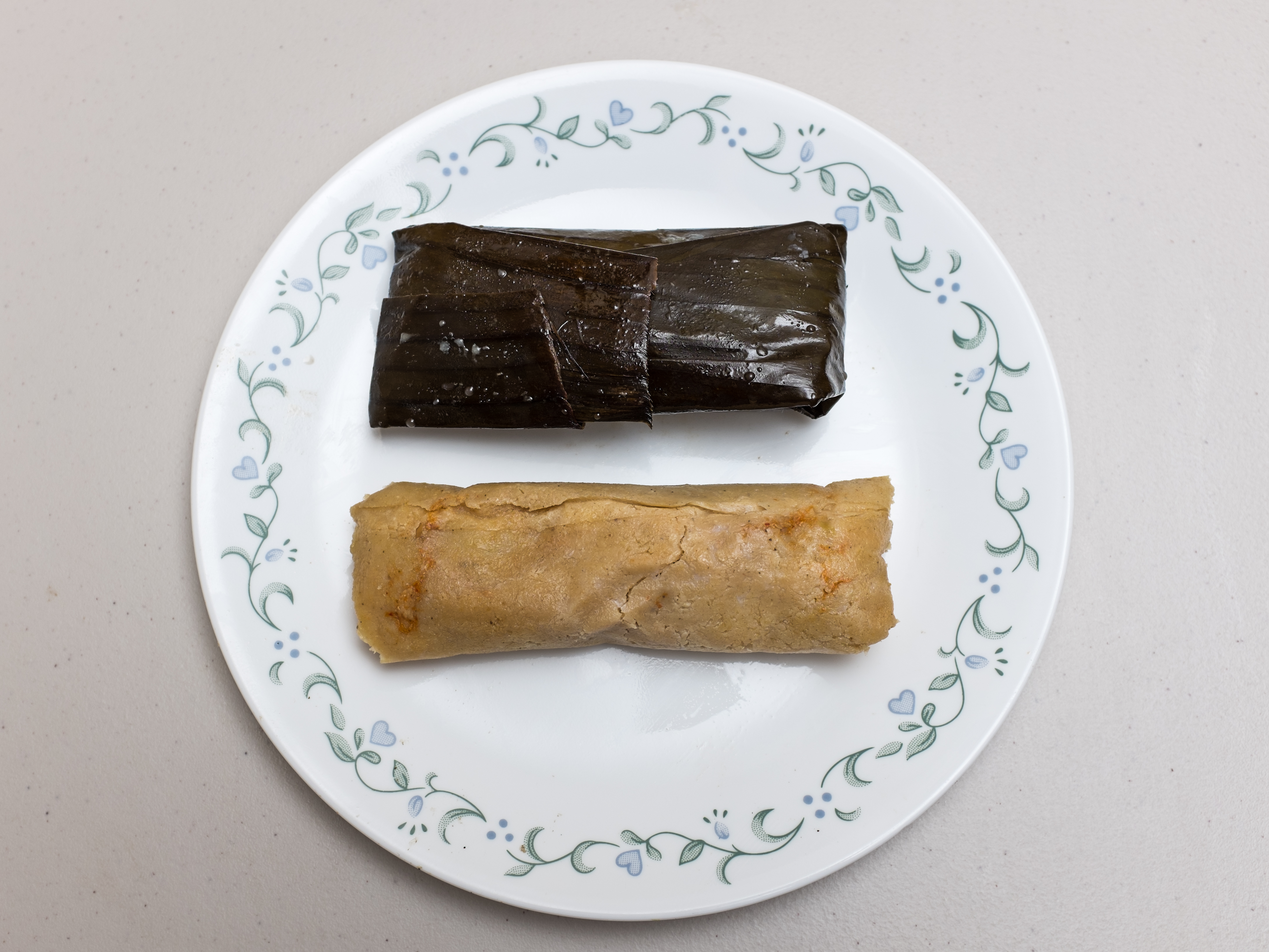 Tamales pisques, Salvadoran bean-masa tamales wrapped in banana leaves